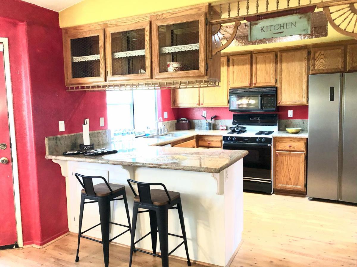 Vineyard Vista Suite With Tv And Private Bathroom Hemet Bagian luar foto