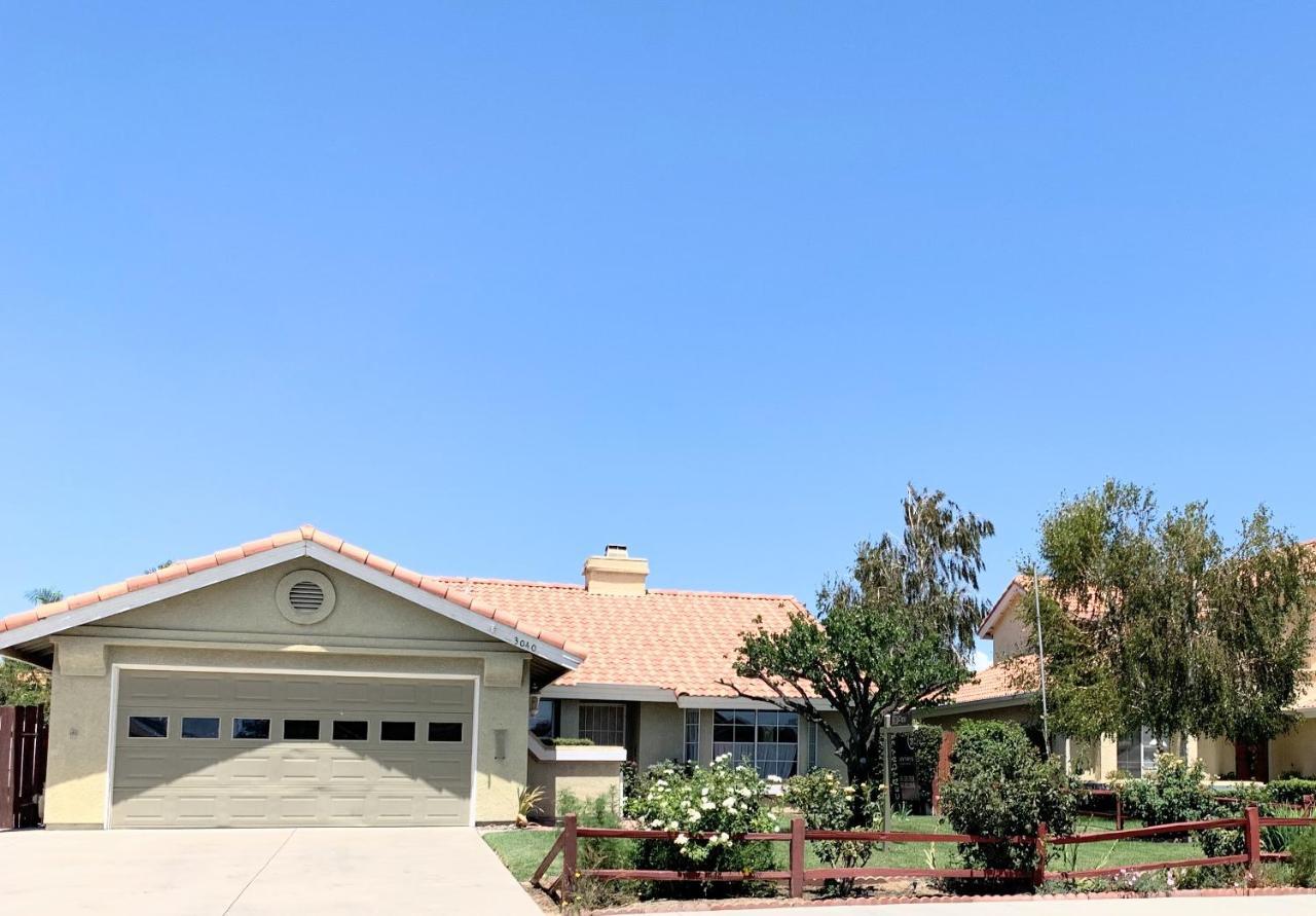 Vineyard Vista Suite With Tv And Private Bathroom Hemet Bagian luar foto