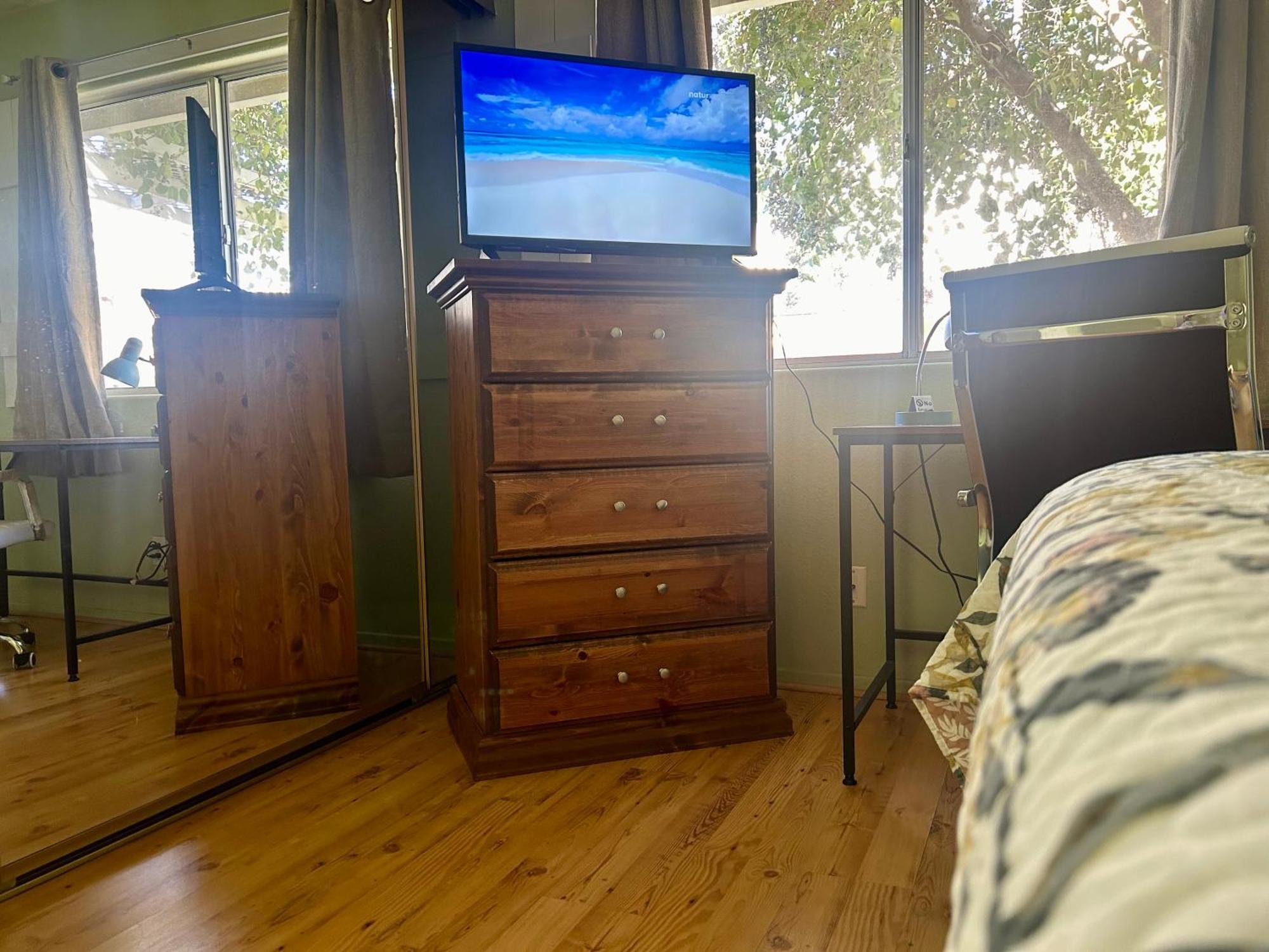 Vineyard Vista Suite With Tv And Private Bathroom Hemet Bagian luar foto