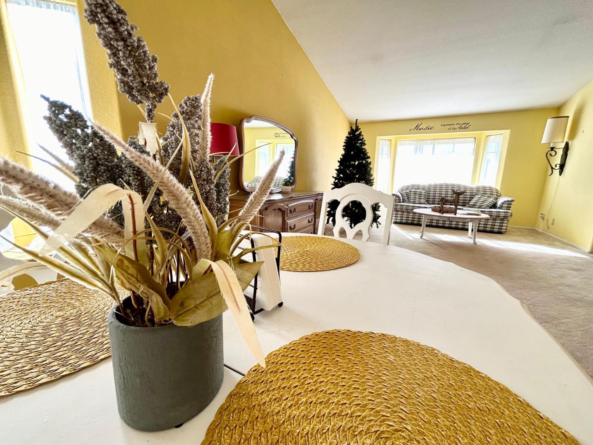 Vineyard Vista Suite With Tv And Private Bathroom Hemet Bagian luar foto
